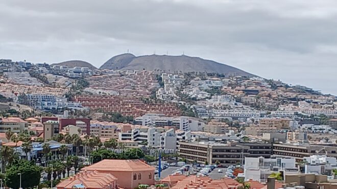 Tenerife: gigafactory na dovolenou